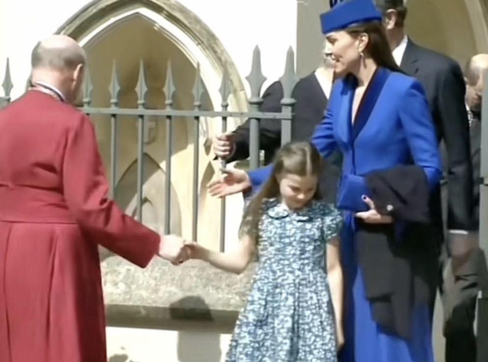 Kate Middleton z rodziną po mszy wielkanocnej