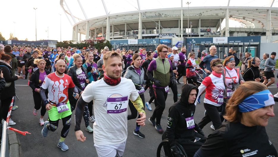 3.10.2025 r. Bieg Bohaterów w Tauron Parku Śląskim ze startem i metą na Superauto.pl Stadionie Śląskim.