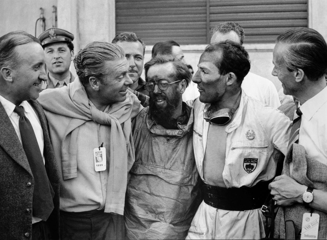 Załoga po zwycięstwie w Mille Miglia 1955