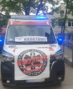 Warszawa. Protest ratowników medycznych. To nie postulaty, to stanowcze żądania