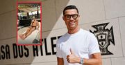 Tak relaksuje się Ronaldo. Zwróć uwagę na jego napój