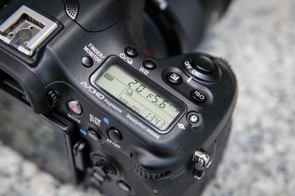 Sony A77 II – nowoczesny aparat w klasycznej obudowie i ze starymi błędami [test] 6