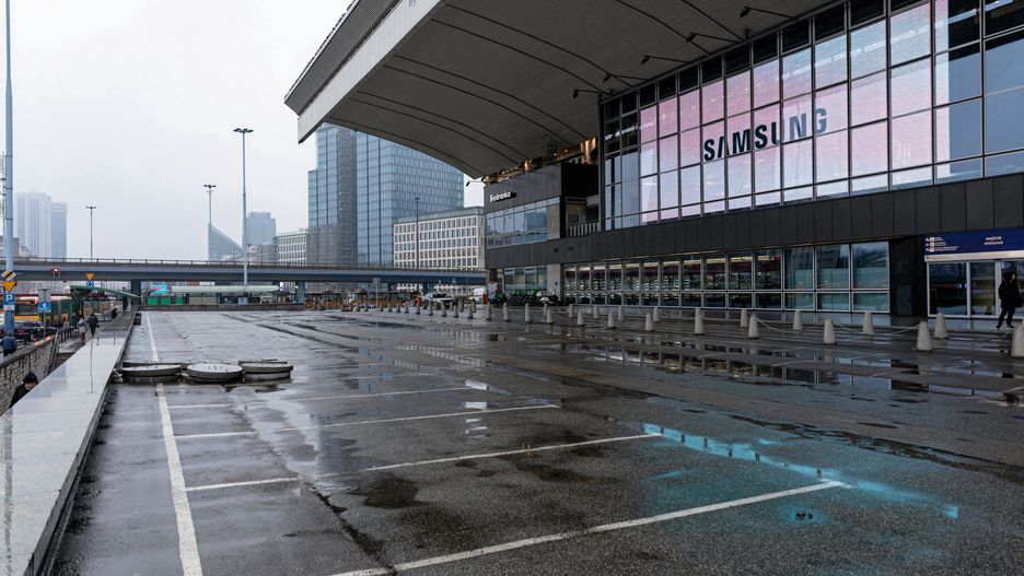 Warszawa. Parking przy Dworcu Centralnym długo był nieczynny