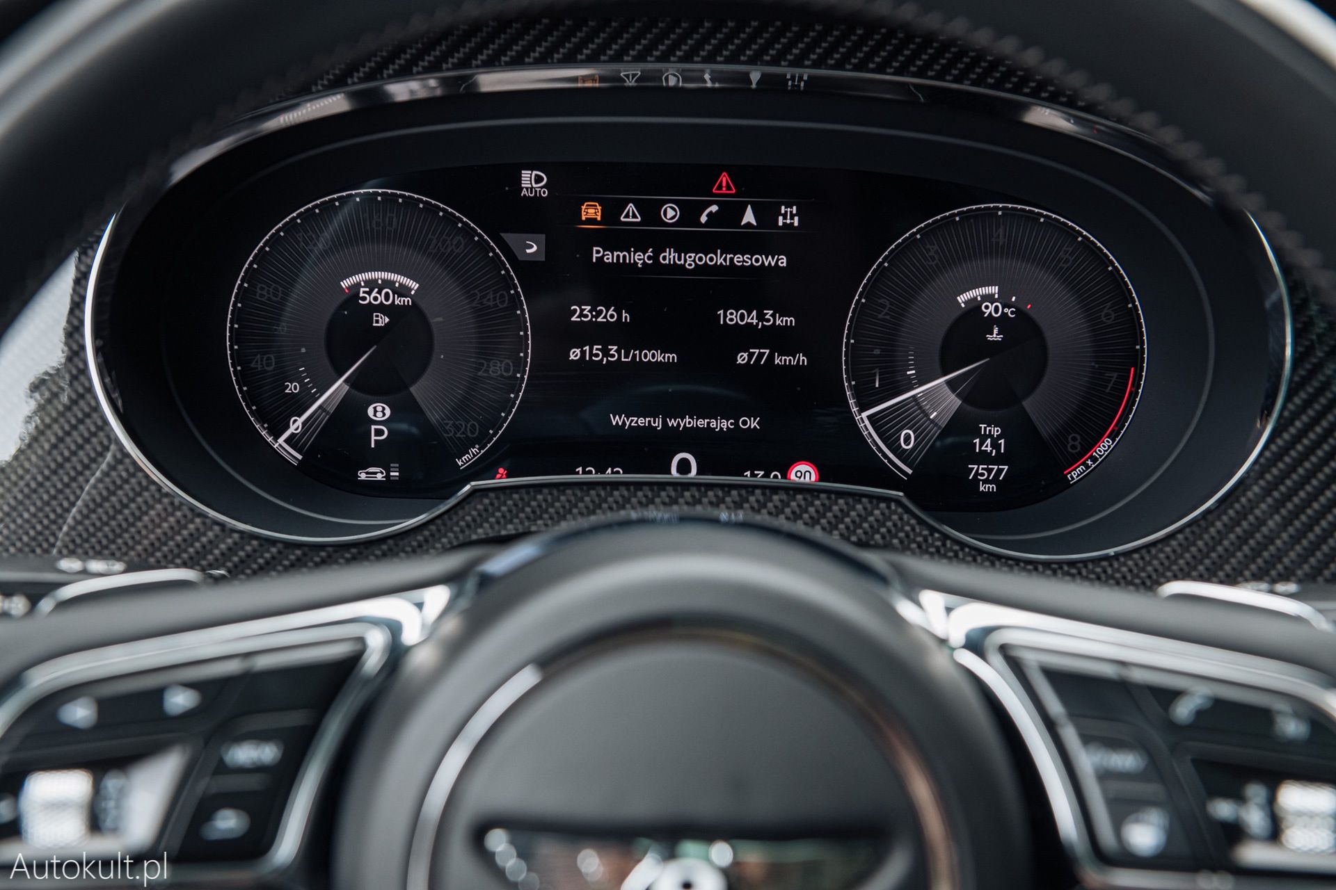 Range Rover (2022) vs Bentley Bentayga S (2022) vs Mercedes-Maybach GLS 600 (2022)