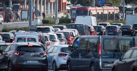 Lista 100 najlepszych miast dla kierowców na świecie. Warszawa daleko w tyle