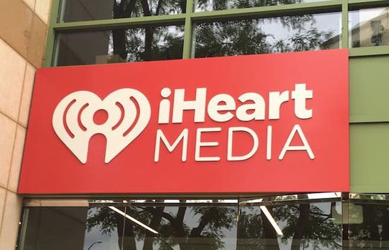 Największa grupa radiowa w USA ogłasza upadłość