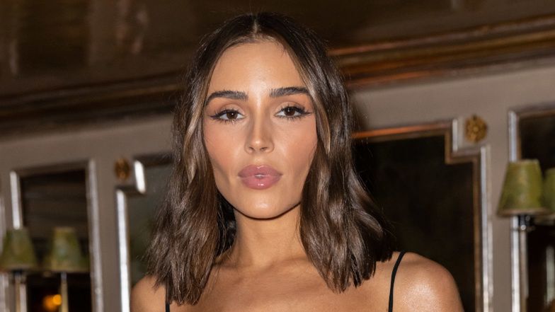 Olivia Culpo obnaża swoje zgrabne ciało w kusej sukience na paryskim Tygodniu Mody (ZDJĘCIA)