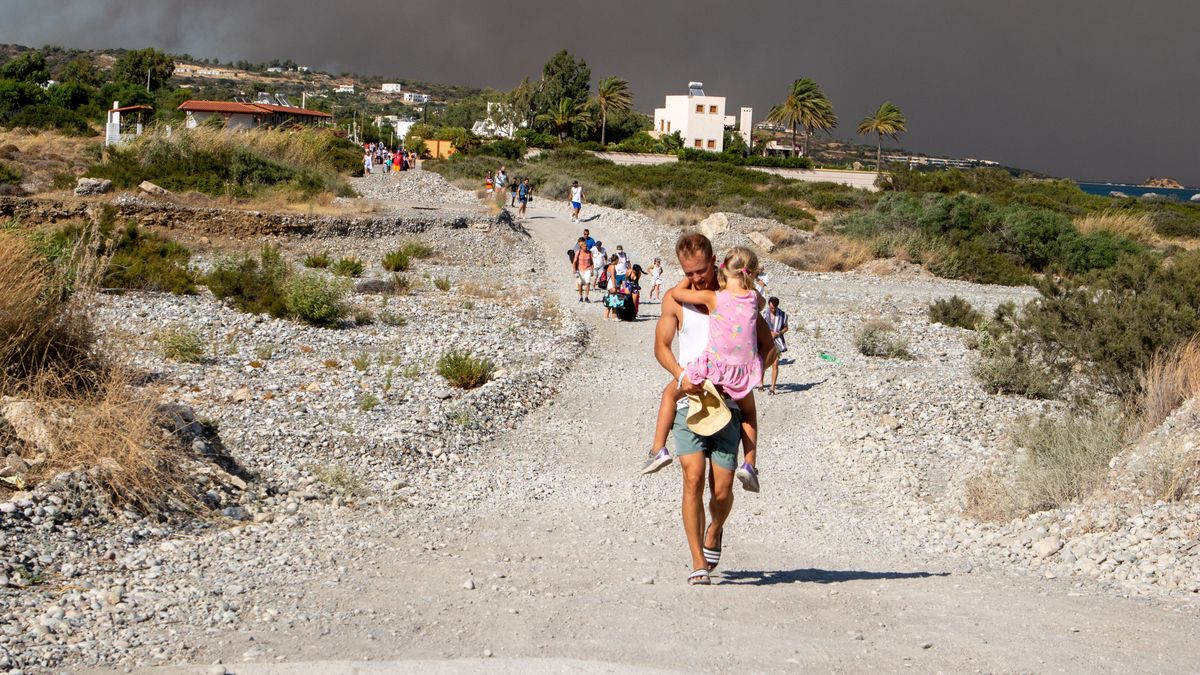 Wildfire rages across Greece's Rhodes island
RHODES ISLAND, GREECE - JULY 22: Tourists are evacuated as huge wildfire rages across Greece's Rhodes island on July 22, 2023. Thousands of tourists were evacuated from hotels on the southeastern coast of Rhodes island as a huge wildfire that had been burning on the island since Tuesday morning continued to spread quickly. Firefighters, as well as fire extinguisher aircraft, are battling the blazes against strong winds. (Photo by Lefty Damian/Anadolu Agency via Getty Images)
Anadolu Agency
aircraft, disaster, evacuated, fire, firefighters, rhodes island, wildfire