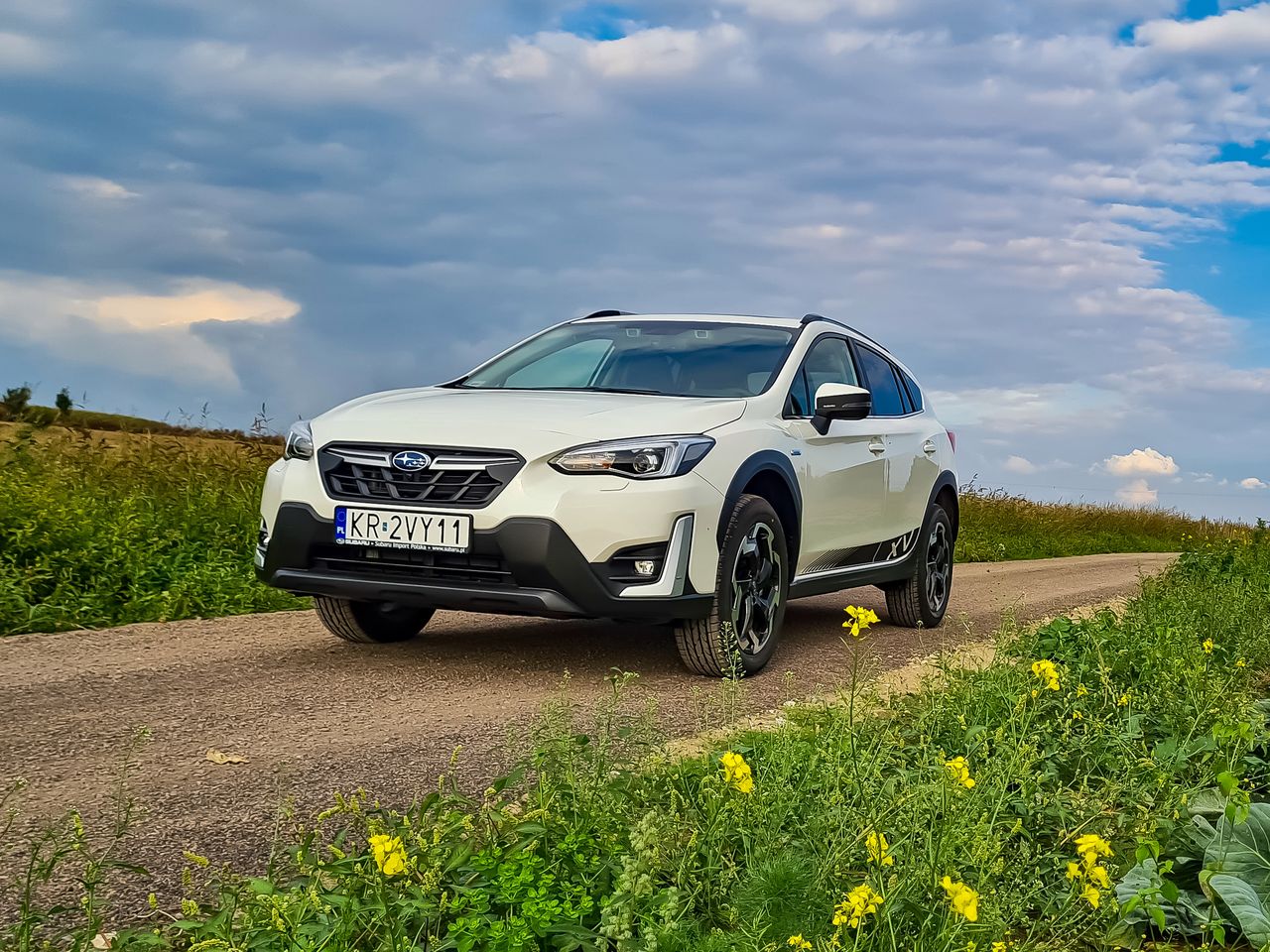 Test Subaru XV 2.0 e-Boxer: Napęd hybrydowy, dwa ekrany i działanie systemu