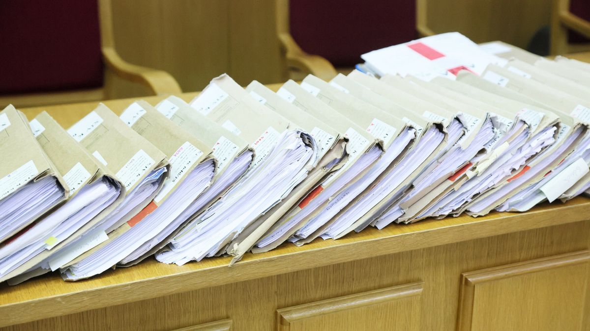 Wyrok w sprawie pobicie b. wiceszefa KNF Wojciecha Kwa?niaka
Fot. Wojciech Olkusnik/East News, Warszawa, 22.02.2024.  Sad rejonowy dla Warszawy - Mokotowa. Wyrok w sprawie pobicie b. wiceszefa KNF Wojciecha Kwasniaka, nadzorujacego kontrole w SKOK Wolomin.
Wojciech Olkusnik