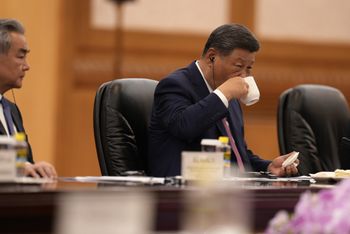 Chiny nałożyły dodatkowe cła. Stawka wzrosła do 55 proc. dla trzech krajów