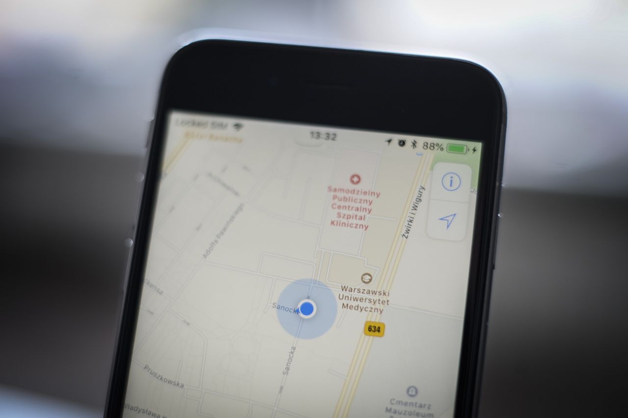 Mapy Google na iOS-a dostały ciemny motyw. Na tym nie koniec nowości