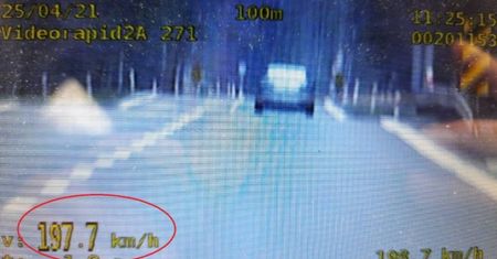 Jechała prawie 200 km/h. Prawo jazdy straciła już wcześniej