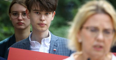 Nieoficjalnie: Oskar Szafarowicz kandydatem PiS do Sejmu. Postawił na niego Jacek Sasin