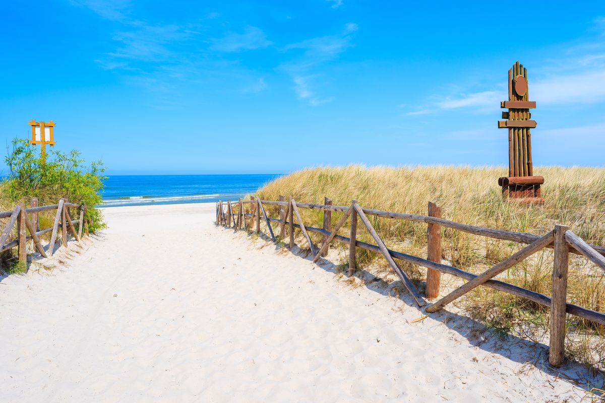 Plaża w Lubiatowie nie bez przyczyny uchodzi za jedną z najpiękniejszych w kraju