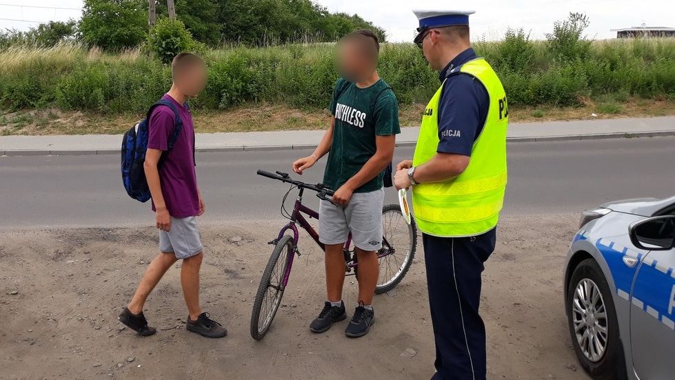 Kontrola nastoletnich rowerzystów