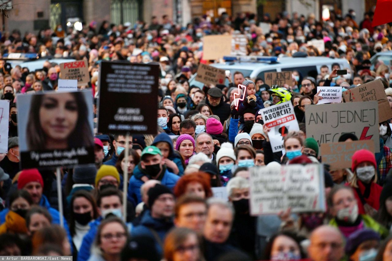 Śmierć ciężarnej Izabeli w szpitalu w Pszczynie wywołała w całym kraju protesty przeciw obecnie obowiązującym przepisom o aborcji