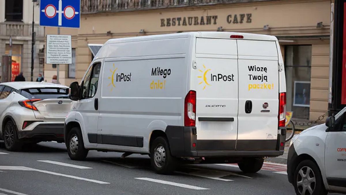 InPost dostarczy zakupy żywnościowe. Odebrać je będzie można z paczkomatu.