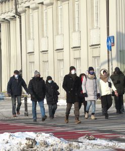 Nowe obostrzenia. Zamknięte hotele na Warmii i Mazurach, koniec z przyłbicami i szalikami