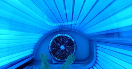 Dantejskie sceny w słupskim solarium. Klientka musiała uciekać z kabiny
