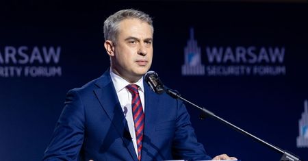 Awaria systemów na lotniskach w Polsce. Wicepremier wyjaśnia sytuację