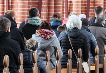 Czy trzeba iść do kościoła we Wszystkich Świętych? Wielu popełnia błąd