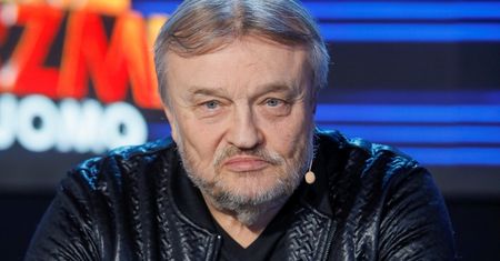 Głodowa emerytura Krzysztofa Cugowskiego. Mimo to na biedę nie narzeka