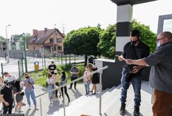 Powrót do szkół. Co z odbiorem świadectw? MEiN zabrało głos