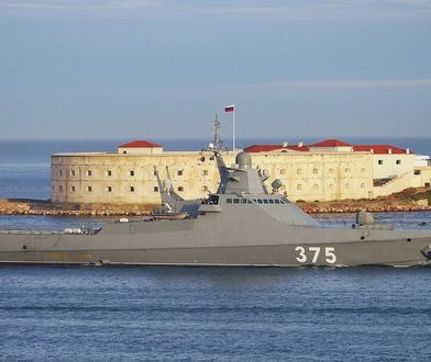 Rosyjski okręt za 65 mln euro zatopiony. Tak wyglądał atak drona