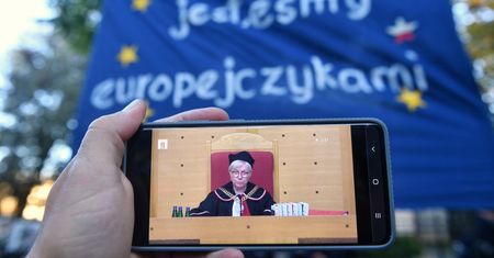 Pierwszeństwo prawa unijnego nad krajowym niekonstytucyjne. "To czarny dzień dla Polski"