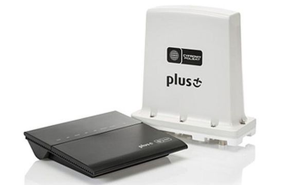 Cyfrowy Polsat i Plus z modemem i routerem do internetu z prędkością 300 MB/s