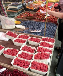 Szykuje się kolejna afera, bo nie opłaca się już kupować owoców z Polski. "Mrożonki z Ukrainy wjeżdżały jak turyści"