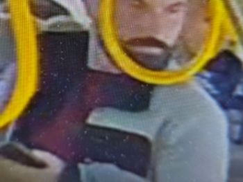 Poznań: Poszukiwany sprawca napaści na kobietę. Policja opublikowała wizerunek mężczyzny