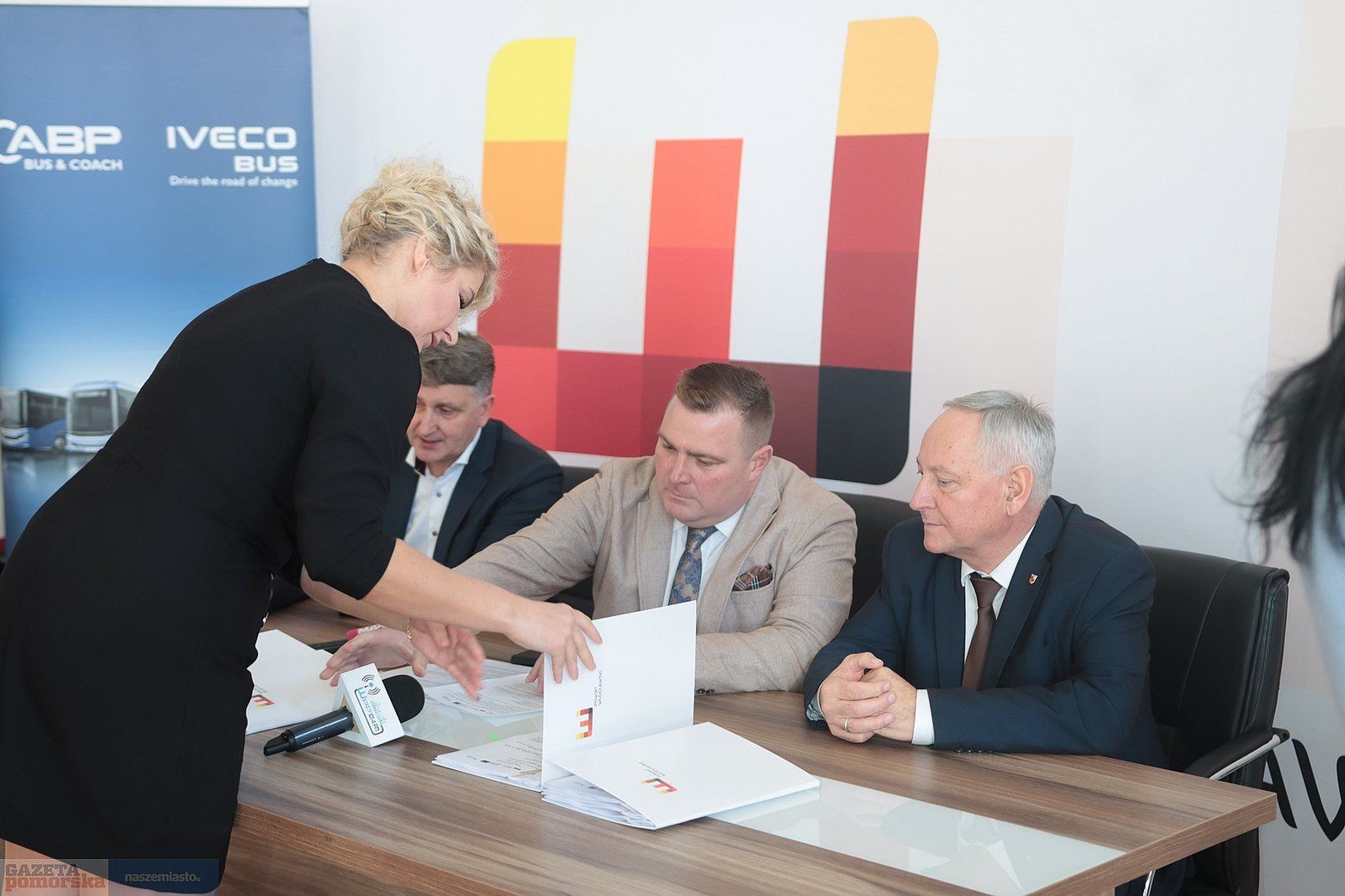 Podpisanie umowy w Starostwie Powiatowym we Włocławku