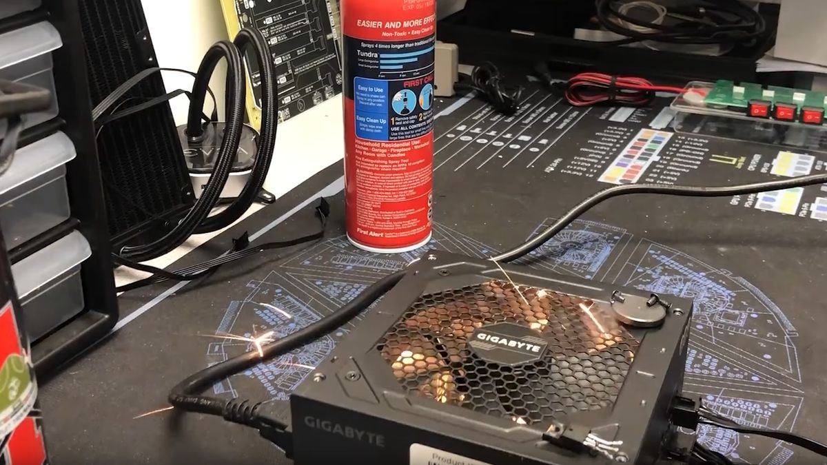 Eksplodujący Gigabye P750GM