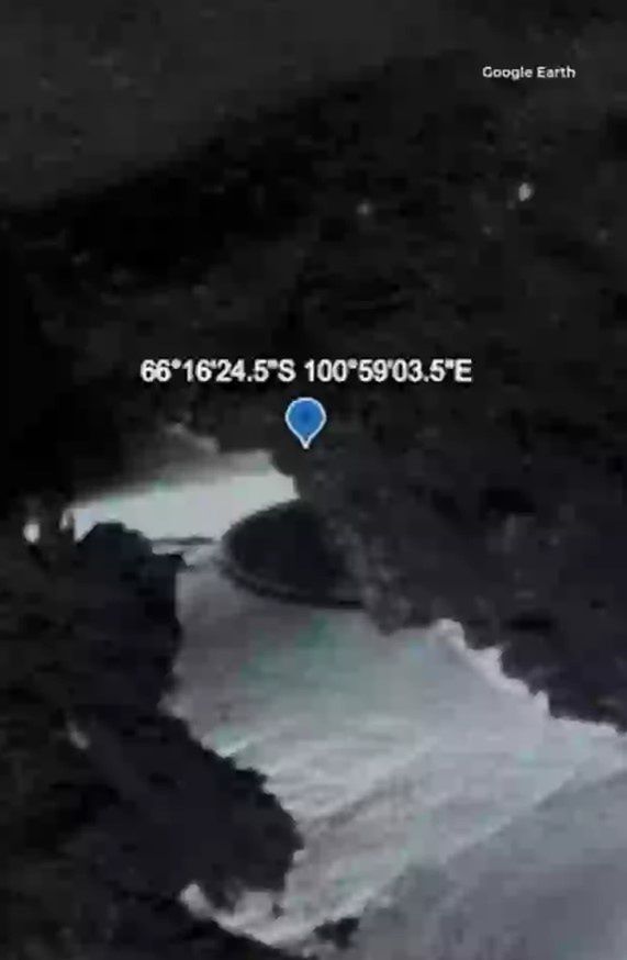 Tajemniczy obiekt na Antarktydzie wywołuje spekulacje o UFO