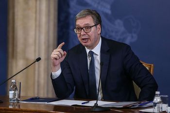 Były prezydent Serbii o globalnej wojnie. "Cud, jeśli nie wybuchnie".