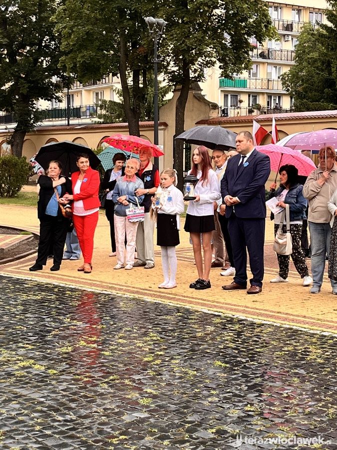 Włocławek uczcił pamięć ofiar Wołynia