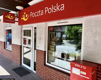 Poczta Polska wstrzymuje zwolnienia grupowe. Co dalej?