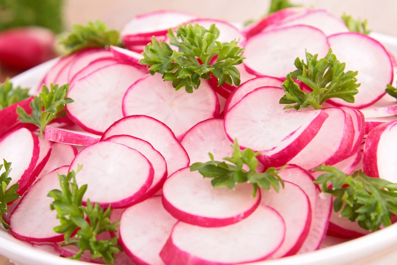 Rzodkiewka jednak nie dla każdego. Oto kto nie powinien jej jeść