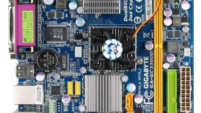 GIGABYTE mini-ITX z procesorem Intel Atom Dual-Core 330 1