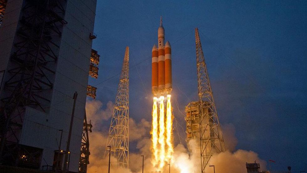 Orionem steruje 12-letni procesor. Ten sam, co w iBooku G3! 1