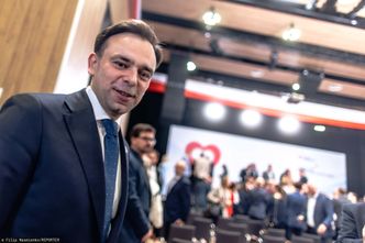 "Teatr bez realnych skutków". Minister finansów reaguje na decyzję Nawrockiego