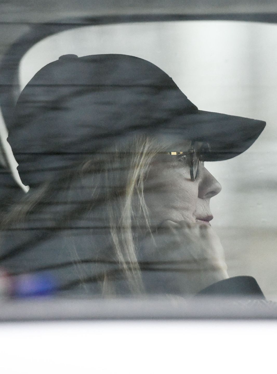 Beata Ścibakówna parkuje w niedozwolonym miejscu