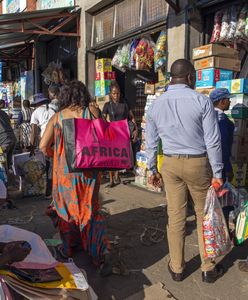 Ograniczenia w Zimbabwe. Jeden karton mleka na osobę