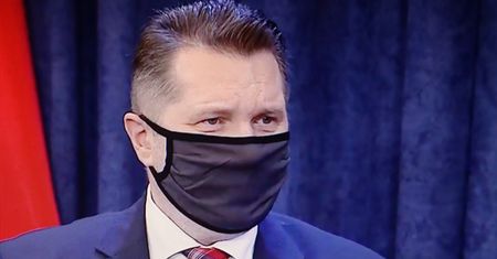 Powrót do szkoły. Na jak długo? Przemysław Czarnek: możliwy jest każdy scenariusz