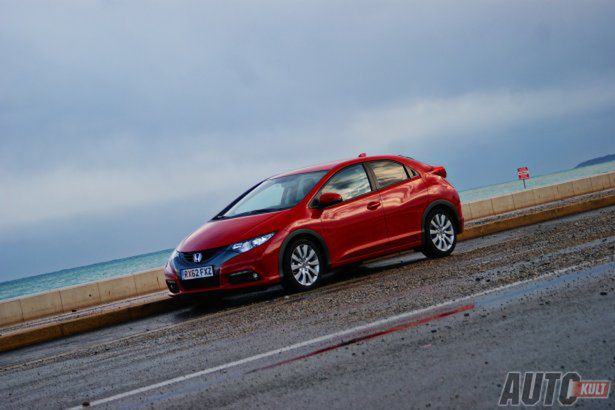 Honda Civic 1,6 i-DTEC Lifestyle - Civic z "małym" dieslem [pierwsza jazda autokult.pl]