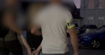 Fałszywe przelewy, fikcyjne konta i paczki z cudzym towarem. CBZC zatrzymało 35-latkę