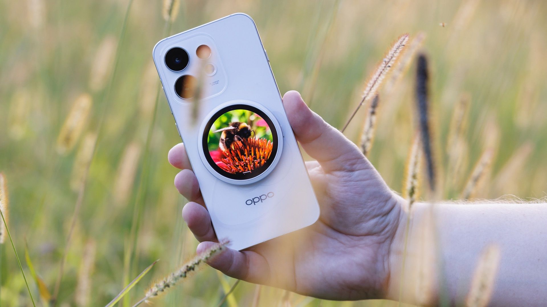 OPPO Bubble i OPPO Reno 16 5G.