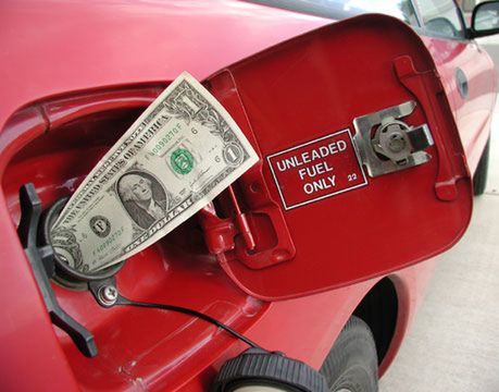 Firmy odliczą cały VAT od aut i paliw